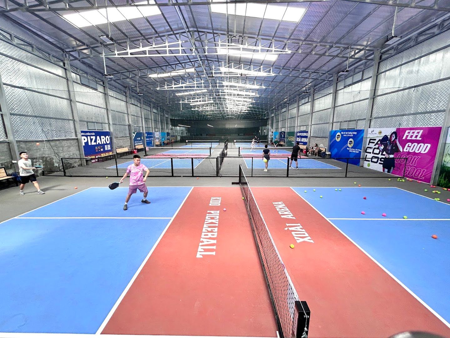 Xoài Arena - Sân Pickleball & Cầu Lông 1