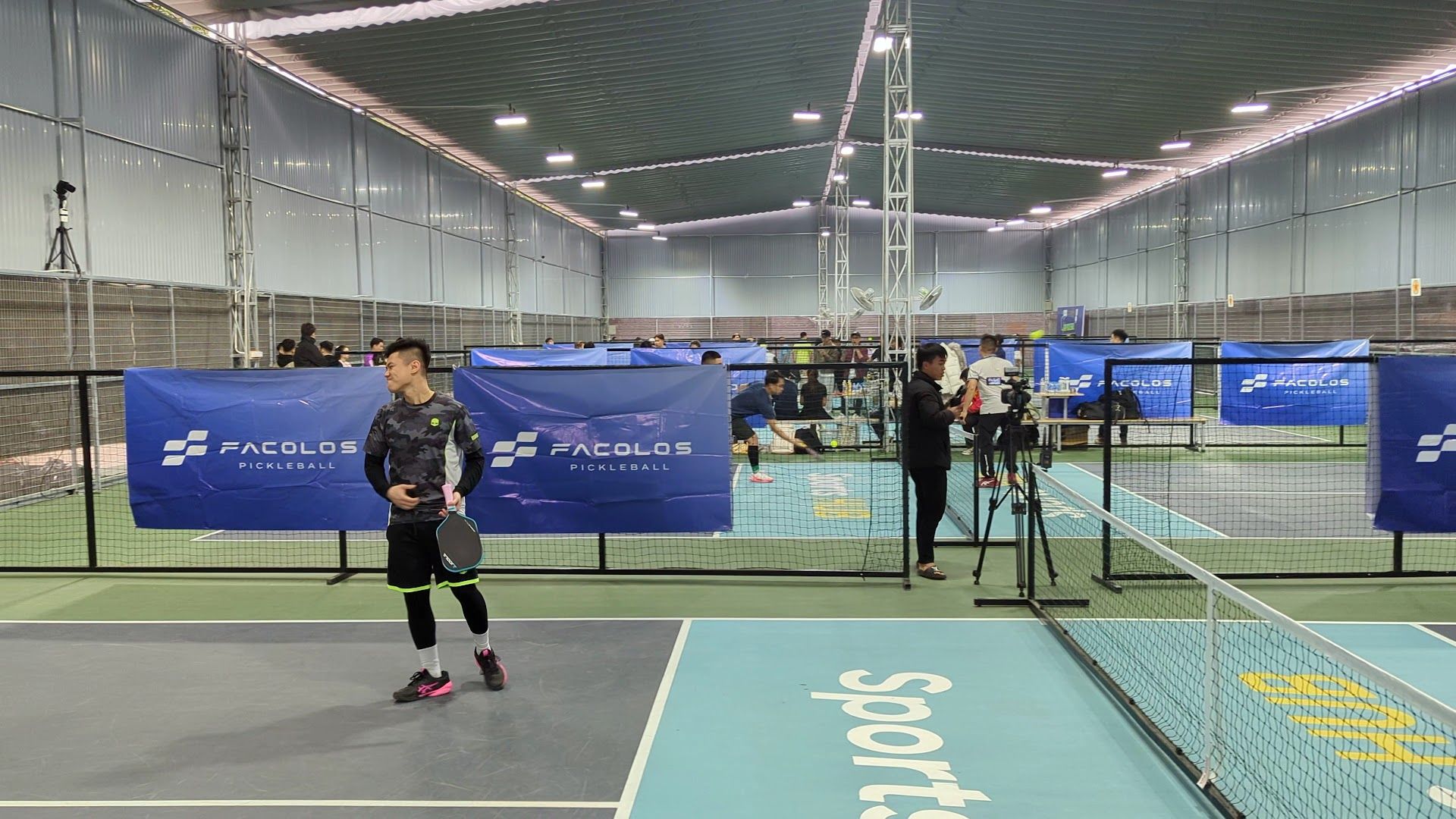 SportsHub Pickleball Phạm Hùng 2