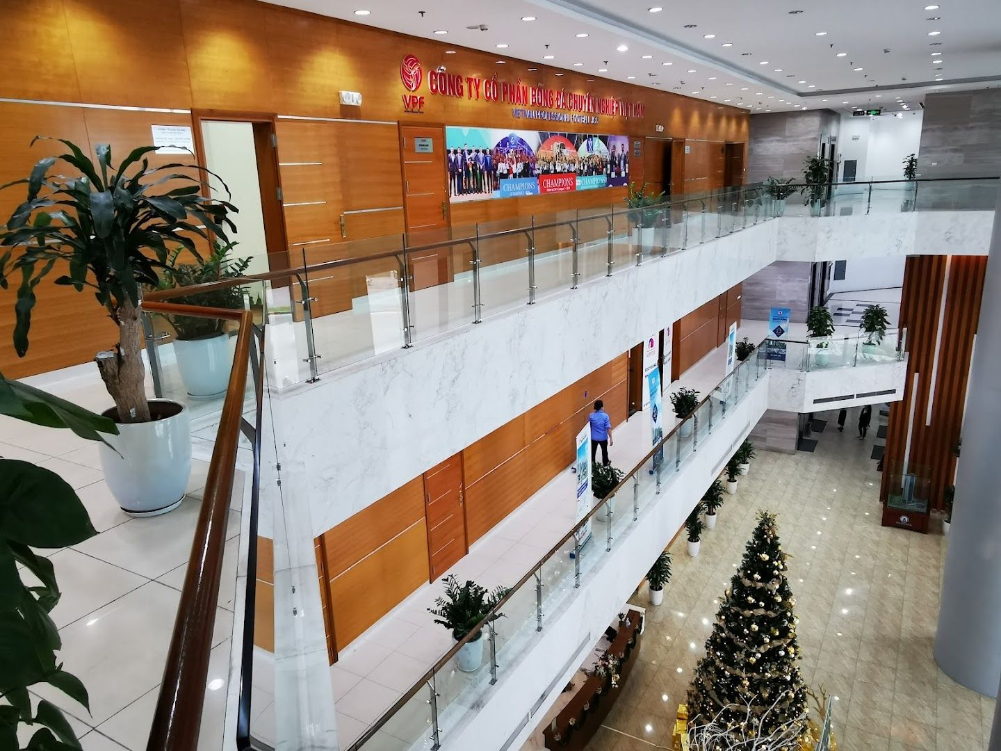 Công ty Cổ phần Bóng đá chuyên nghiệp Việt Nam VPF 8
