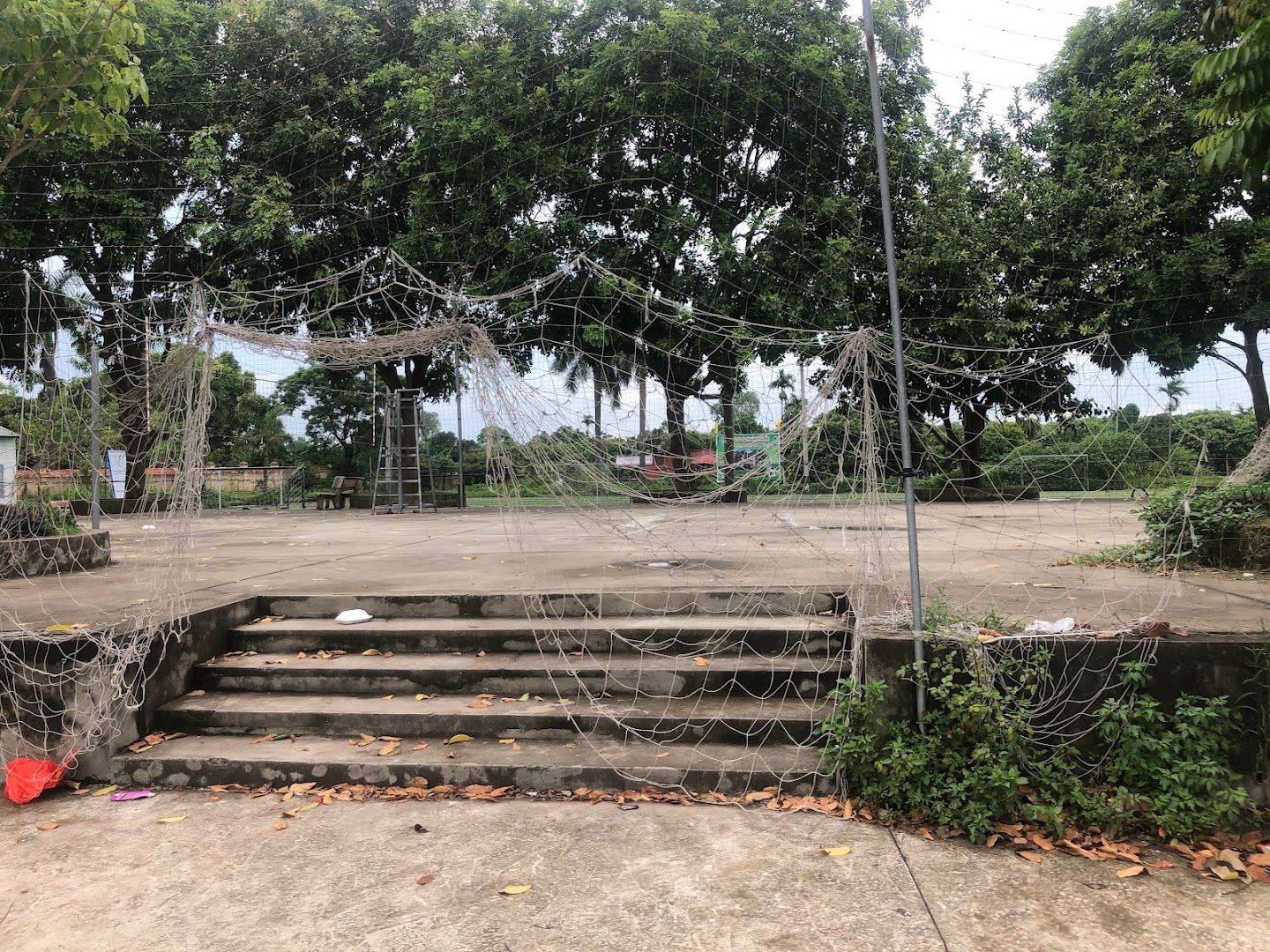 Sân bóng đá lền vua 2