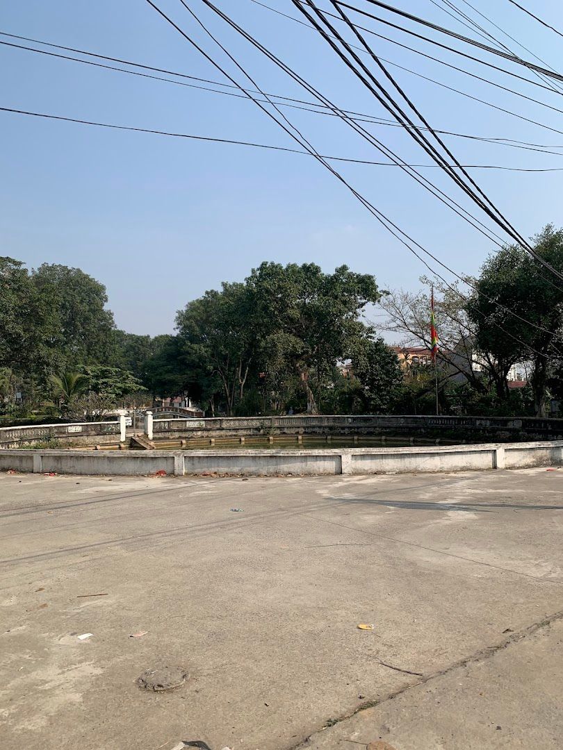 Sân bóng đá thôn hoàng trung 6