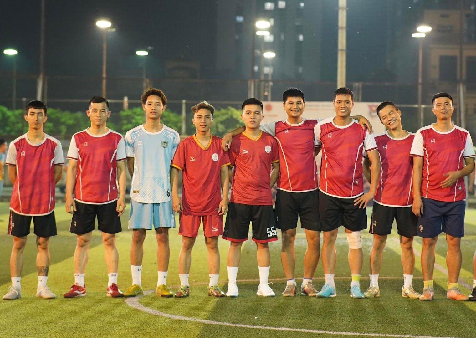 Sân Bóng Đại Nam 8