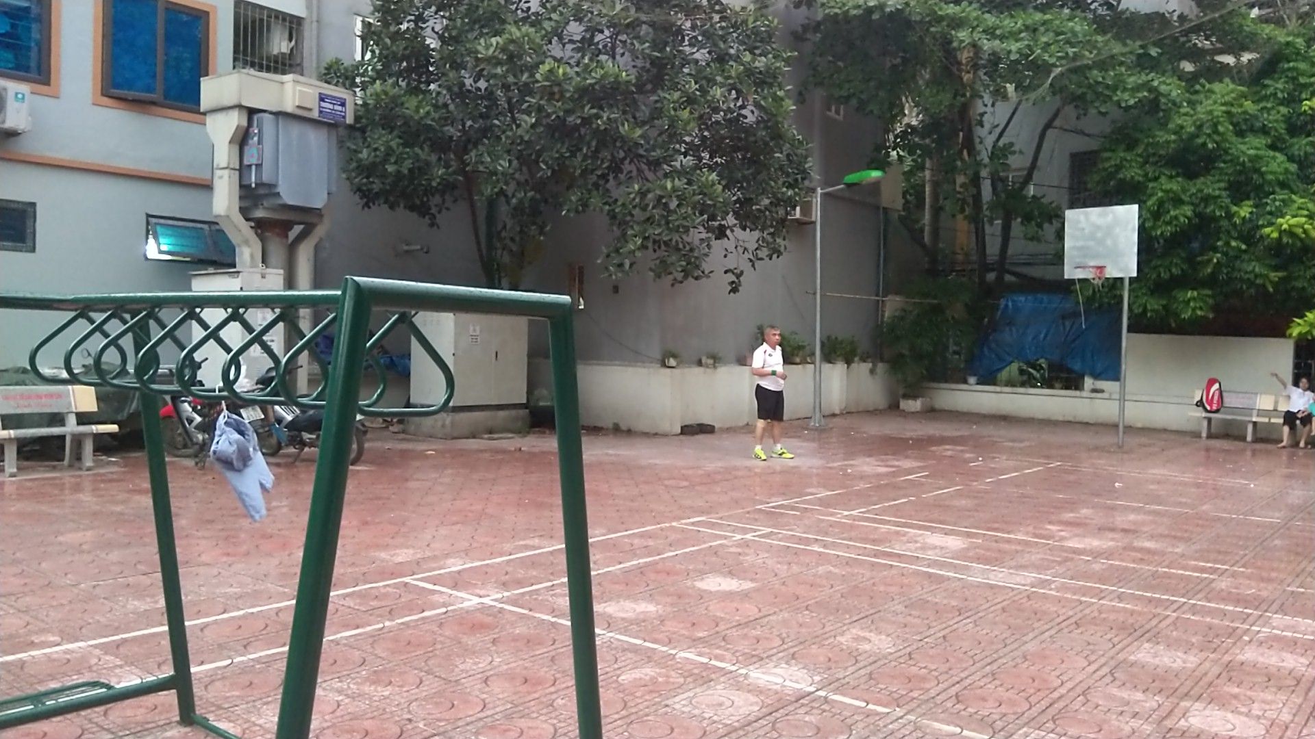 Sân bóng Giáp Nhất 5