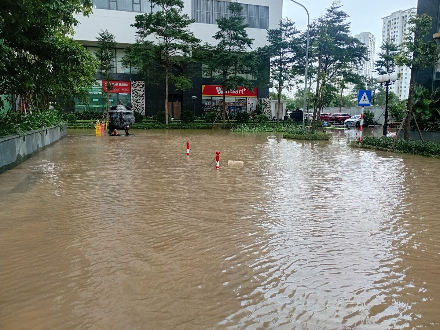 Sân bóng Học Viện Báo Chí 8