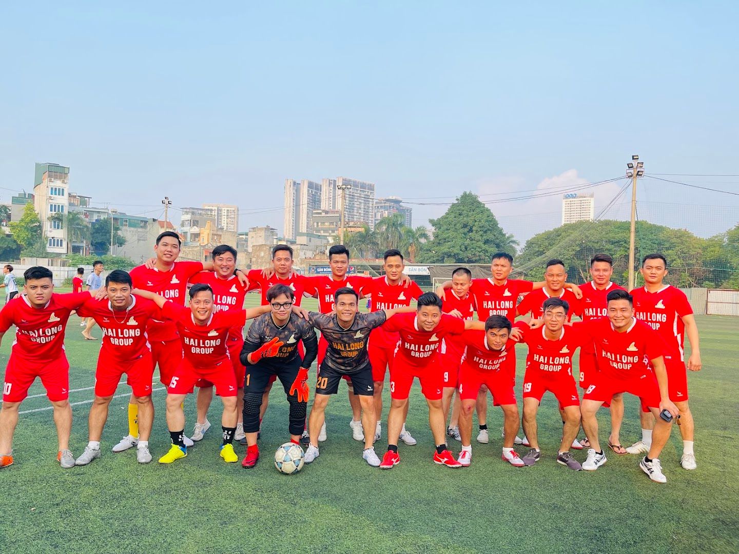 Sân bóng Mỹ Đình 2 5