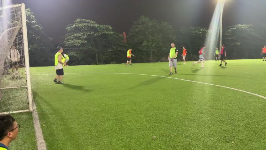 Sân bóng Mỹ Đình 2 8