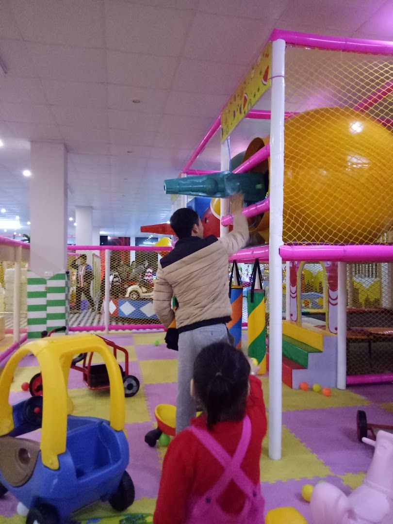 Sân bóng Nhân mỹ 1