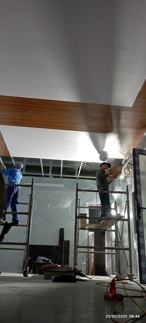 Sân bóng nhân tạo Tía 4