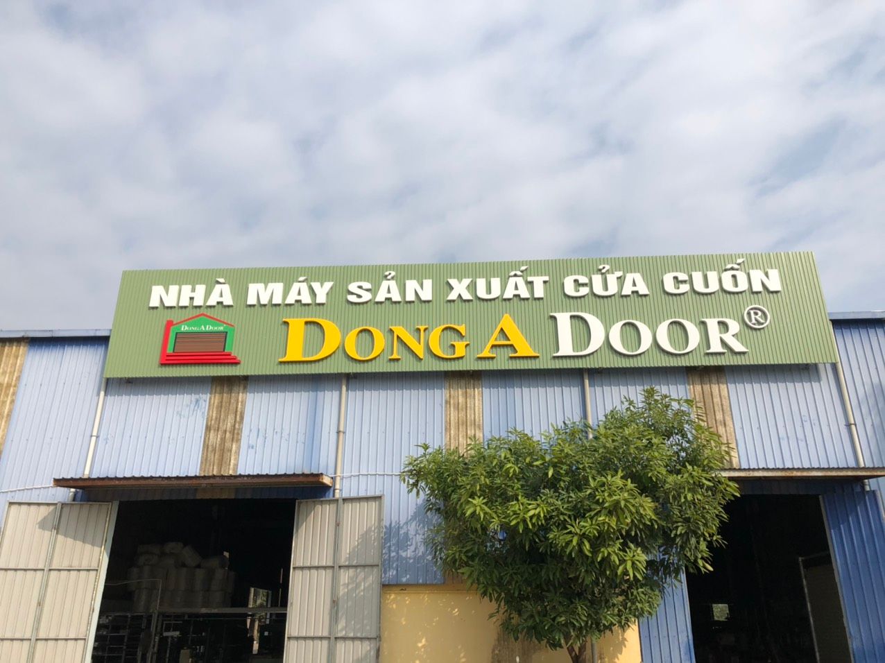 Sân bóng nhân tạo Tía 5