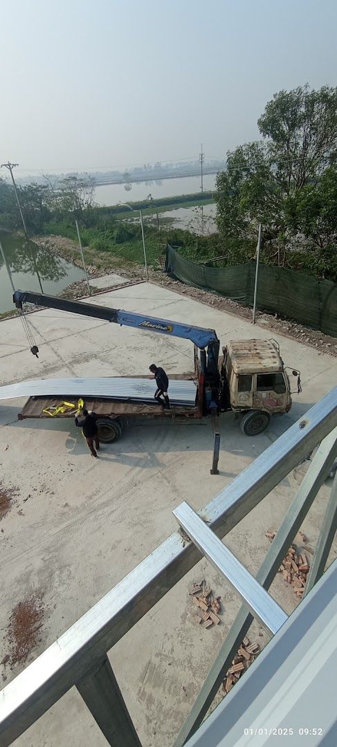Sân bóng nhân tạo Tía 9