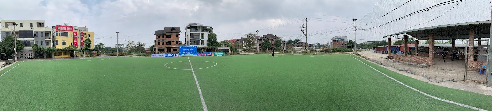 Sân bóng Phú Hà 1