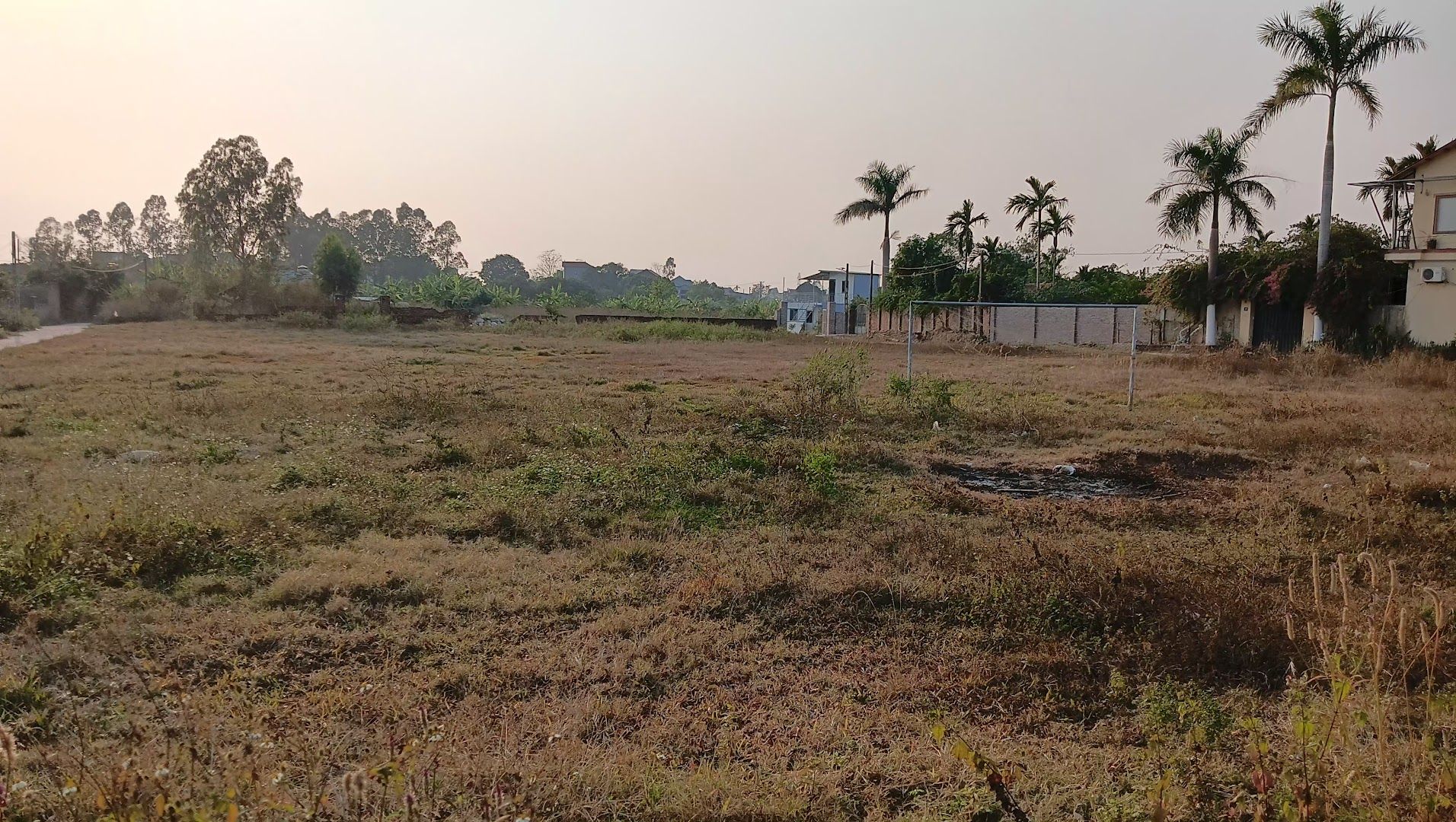 Sân bóng Phú Thịnh 2