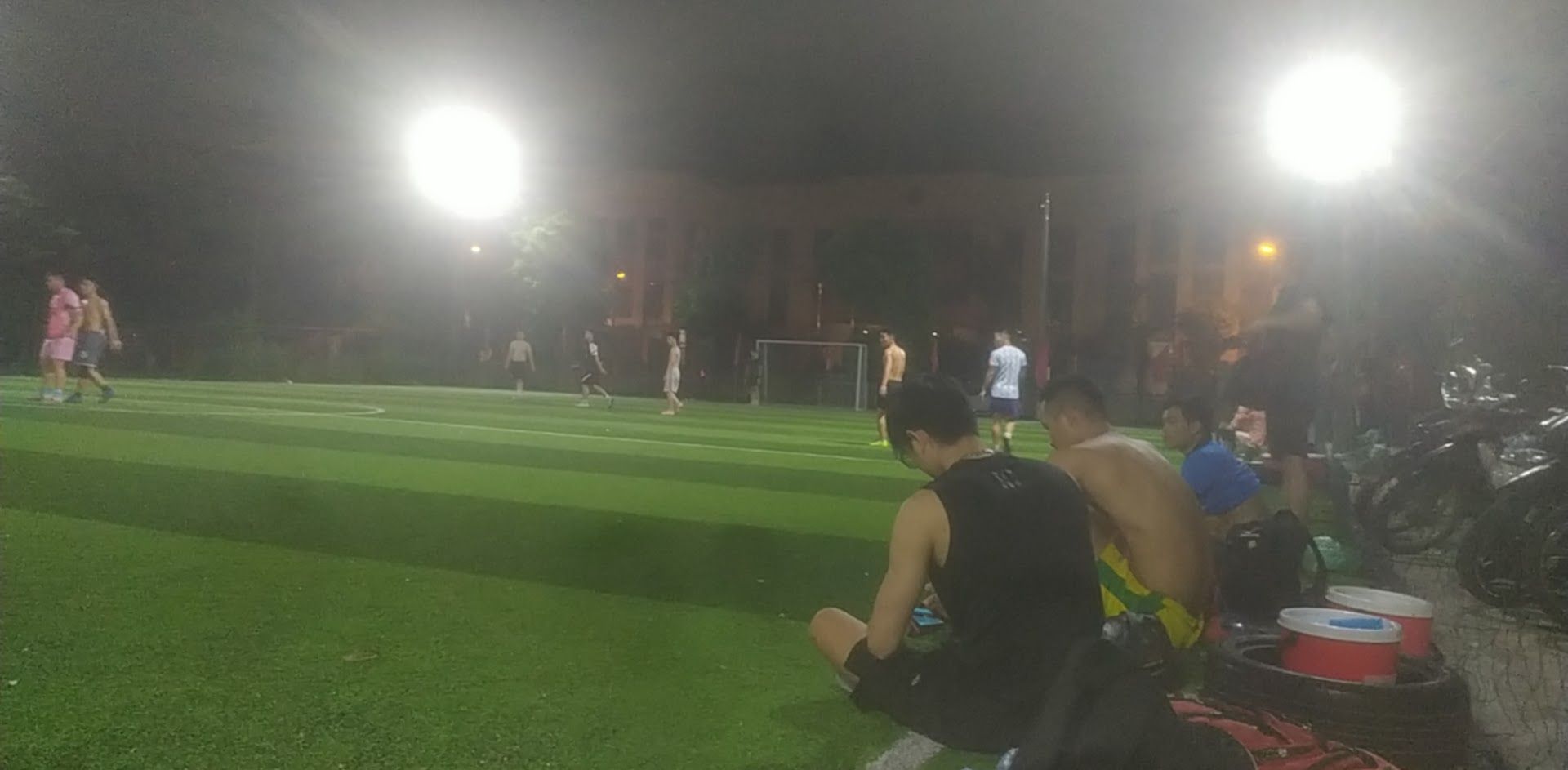 Sân Bóng Quốc Vinh 2