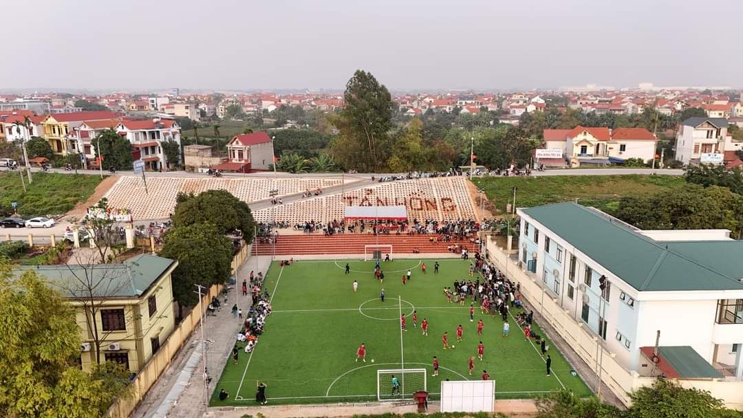 Sân Bóng Tản Hồng 1