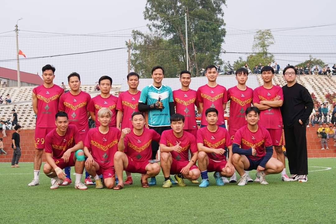 Sân Bóng Tản Hồng 7