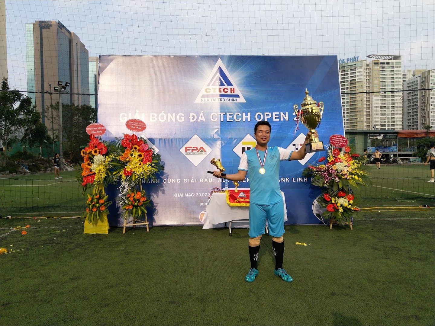 Sân Bóng Thái Sơn 1 7