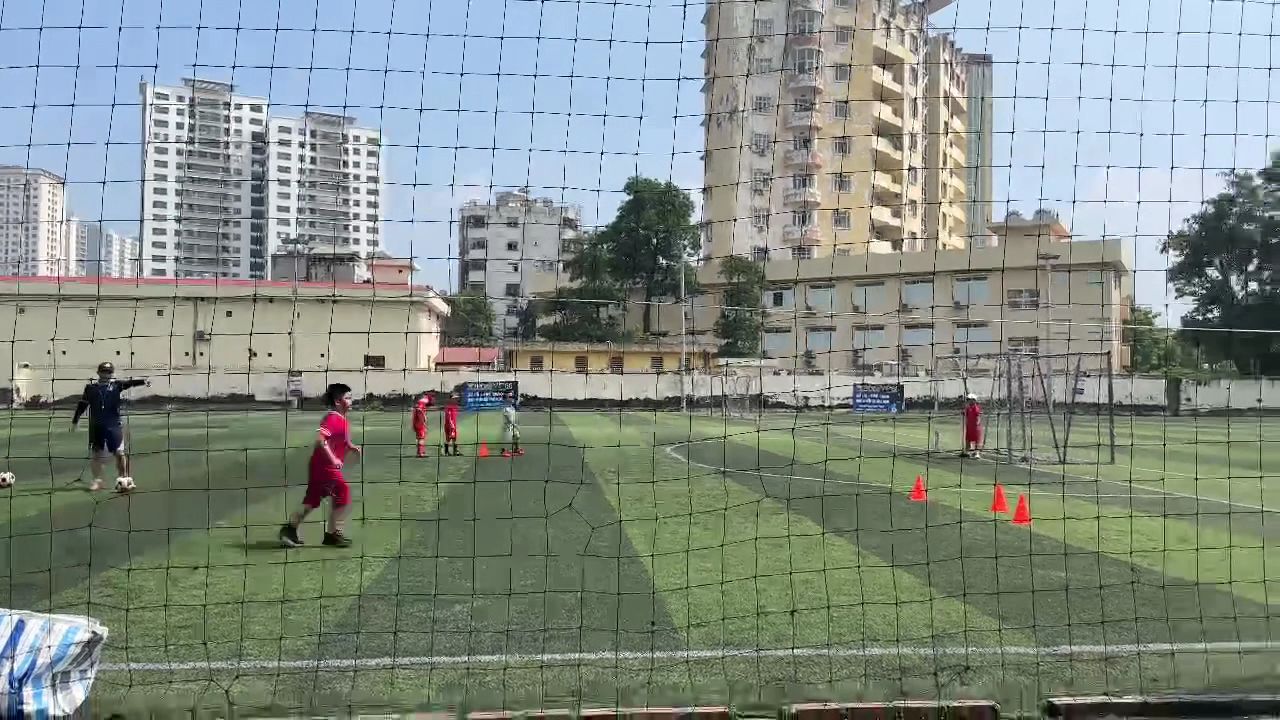 Sân Bóng Trung Văn 8