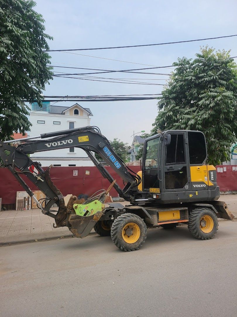 Sân Bóng Vạn An 6