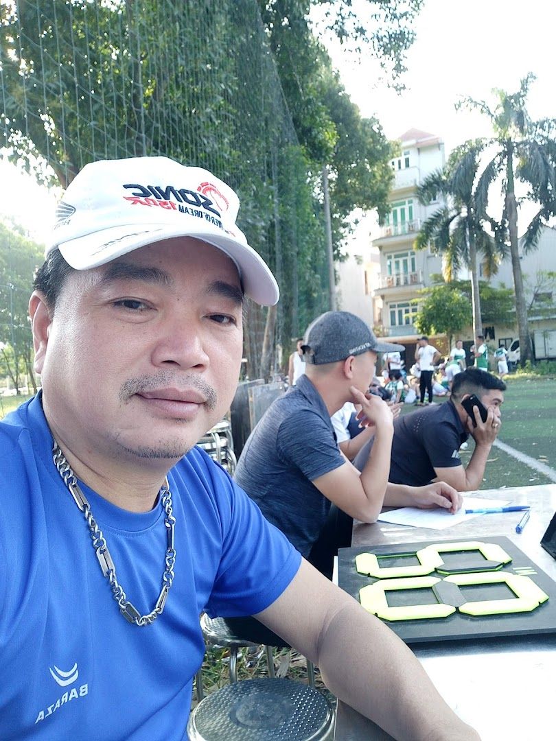 Sân Bóng Vân Canh 8