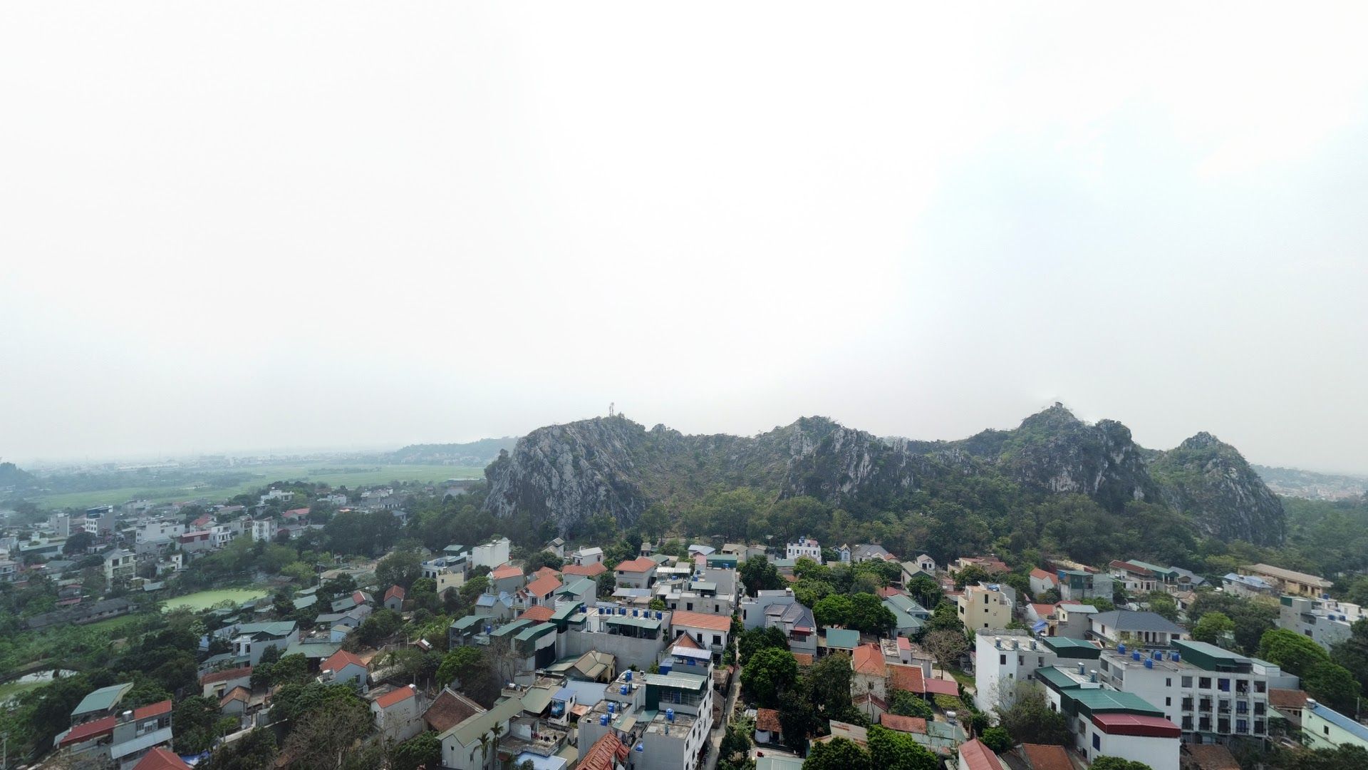 Sân bóng xóm San 2
