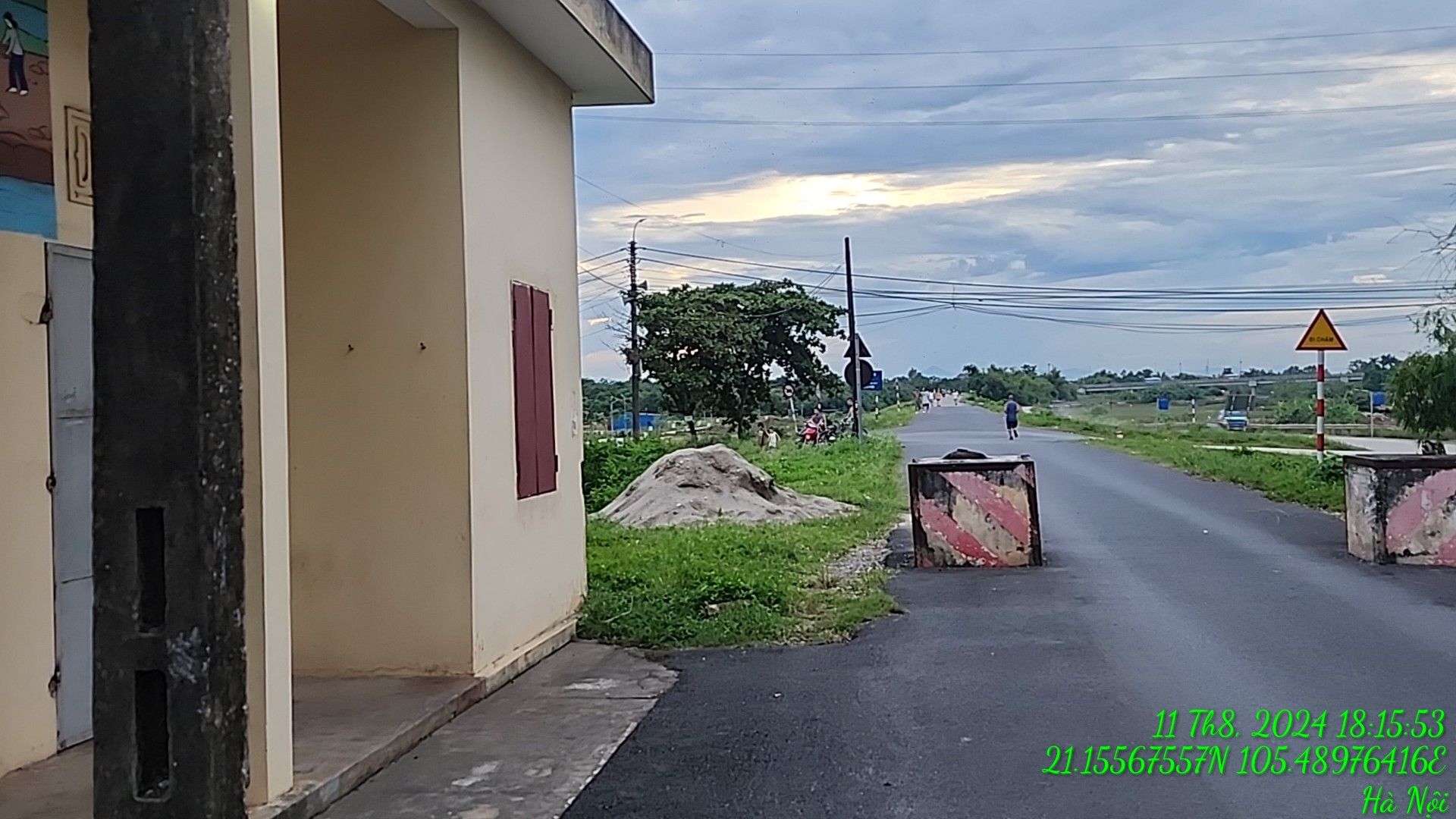 Sân bóng Yên Thịnh 2