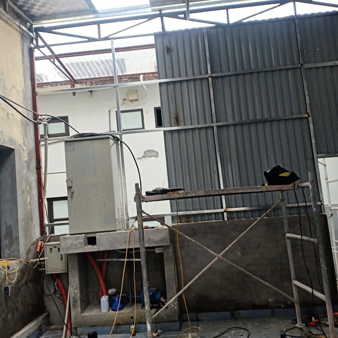 Sân Vận Động Giai Lạc 8
