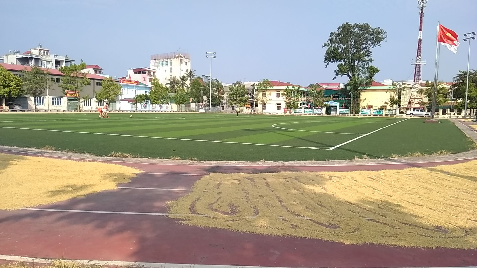 Sân Vận Động Quốc Oai 1