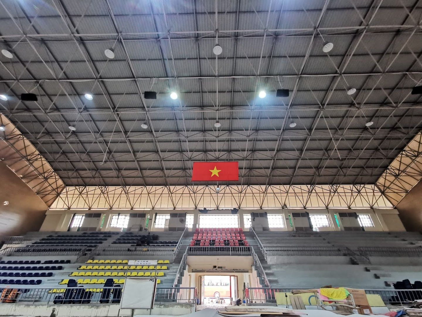Sân Vận Động Thanh Trì 3