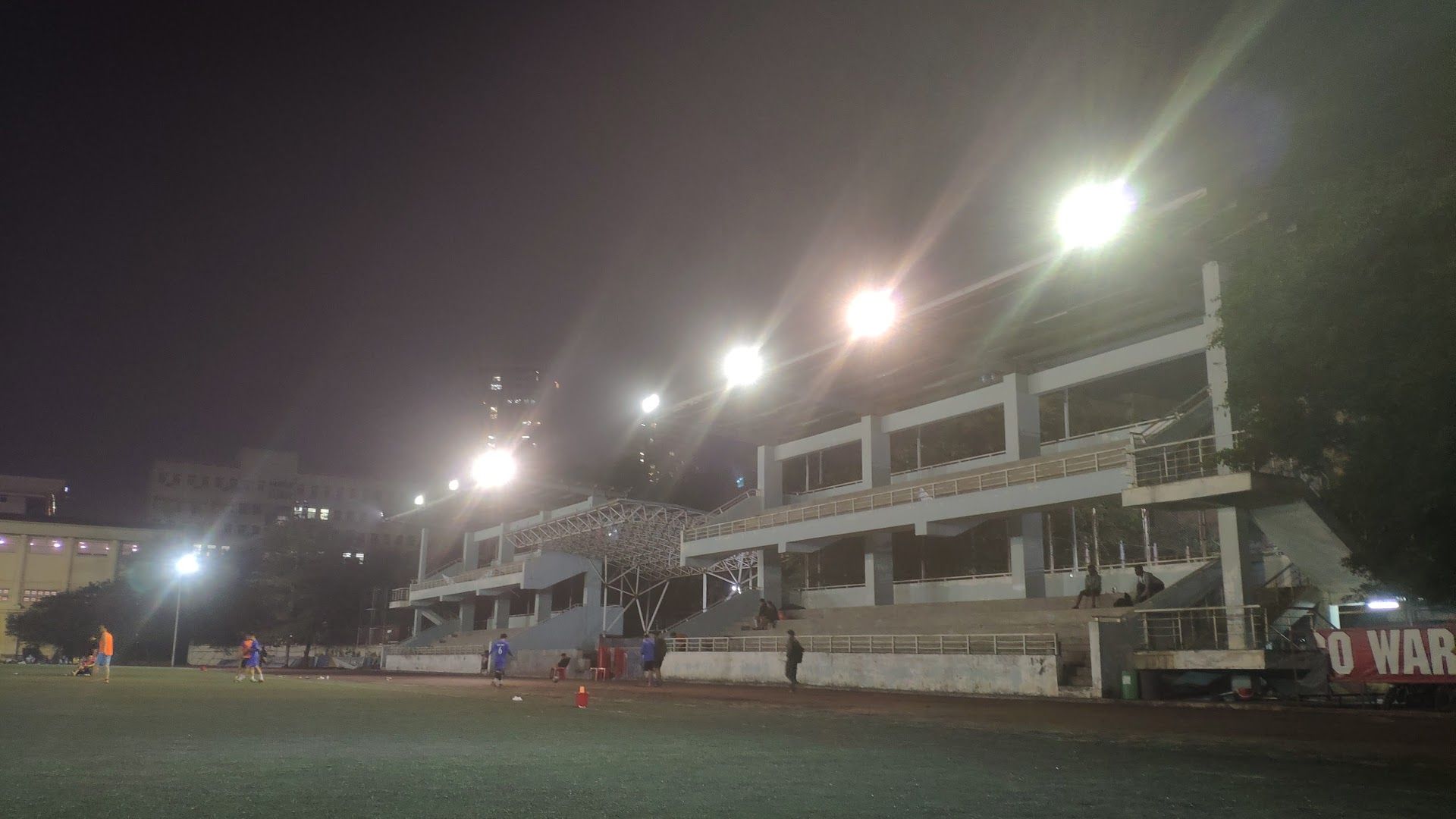Sân vận động trường Đại học Sư phạm Hà Nội 5
