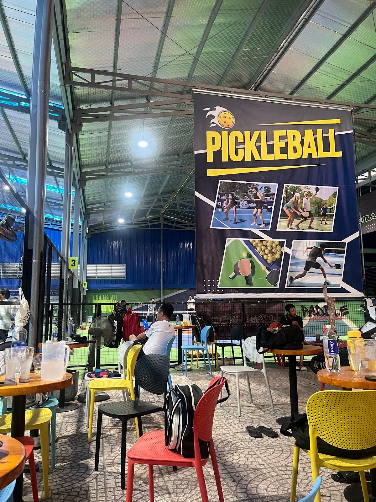 King Pickleball & Badminton (CN1) 1