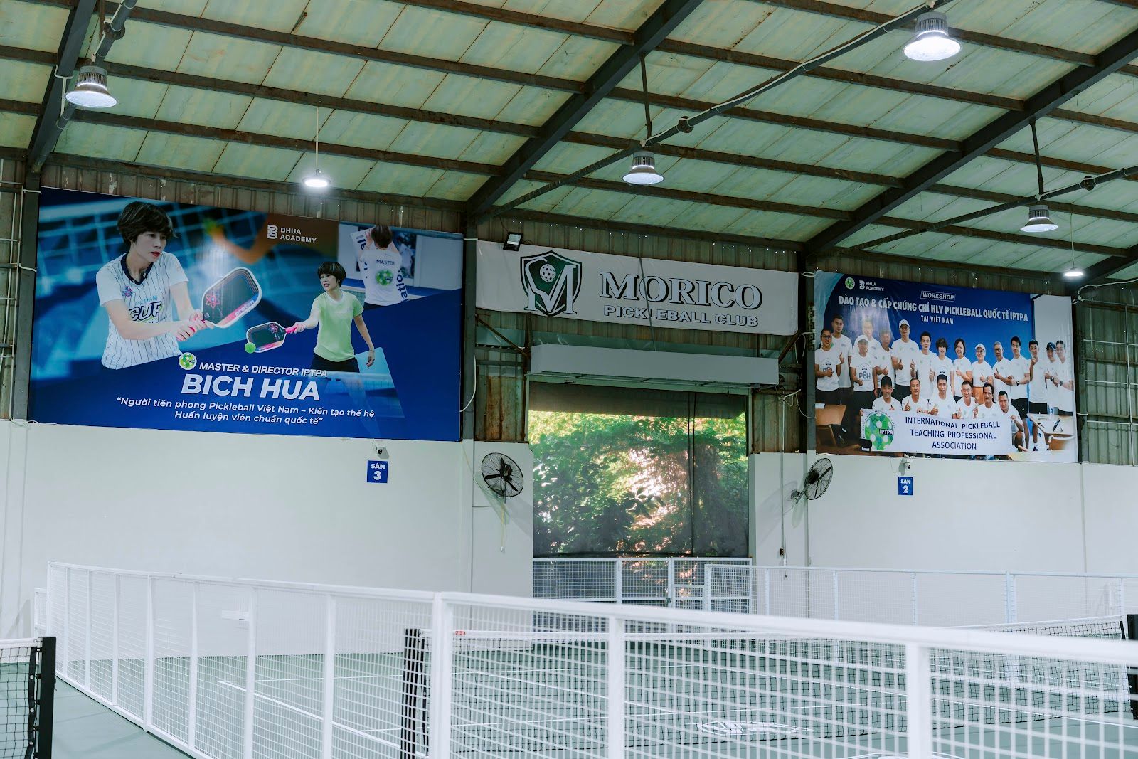 Morico Pickleball Club (5 Sân trong nhà) 9