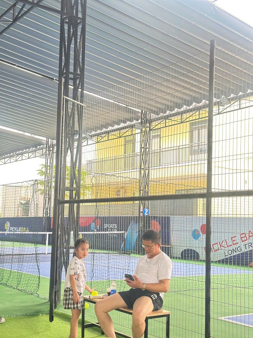 PICKLEBALL & COFFEE LONG TRƯỜNG 4