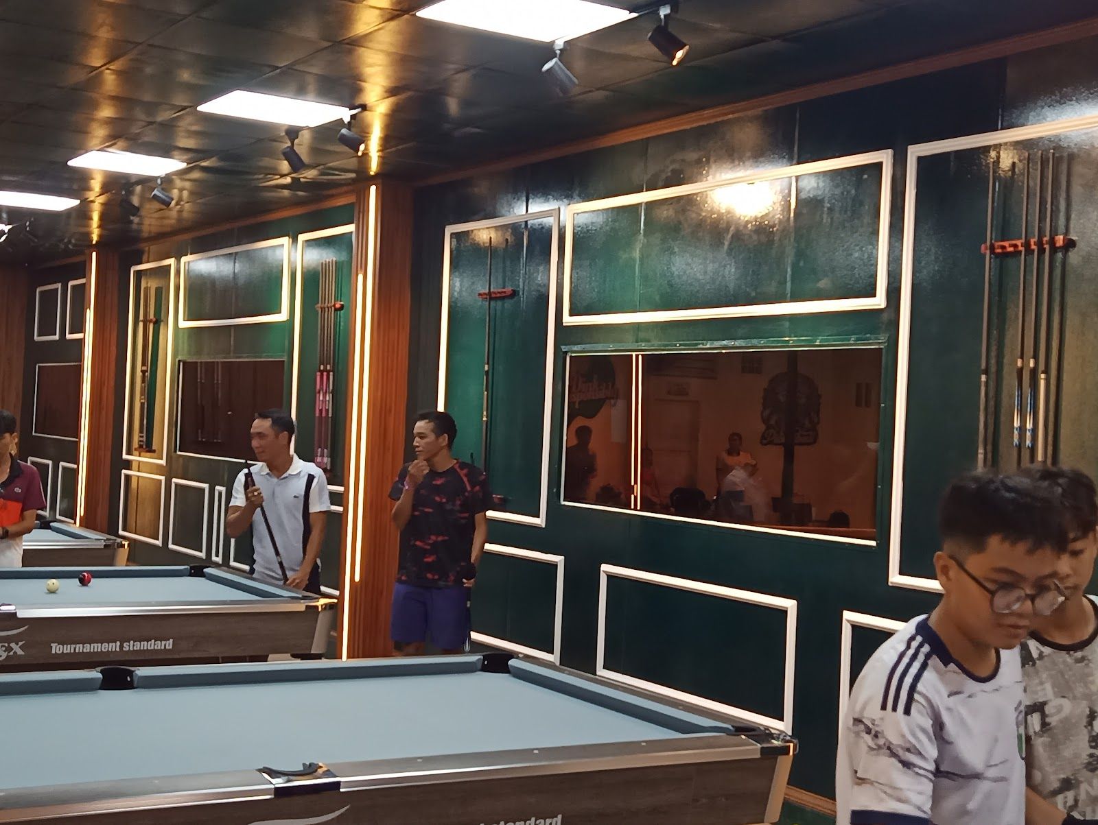 SA CENTER - Pickeball & Billiard & Coffee 5
