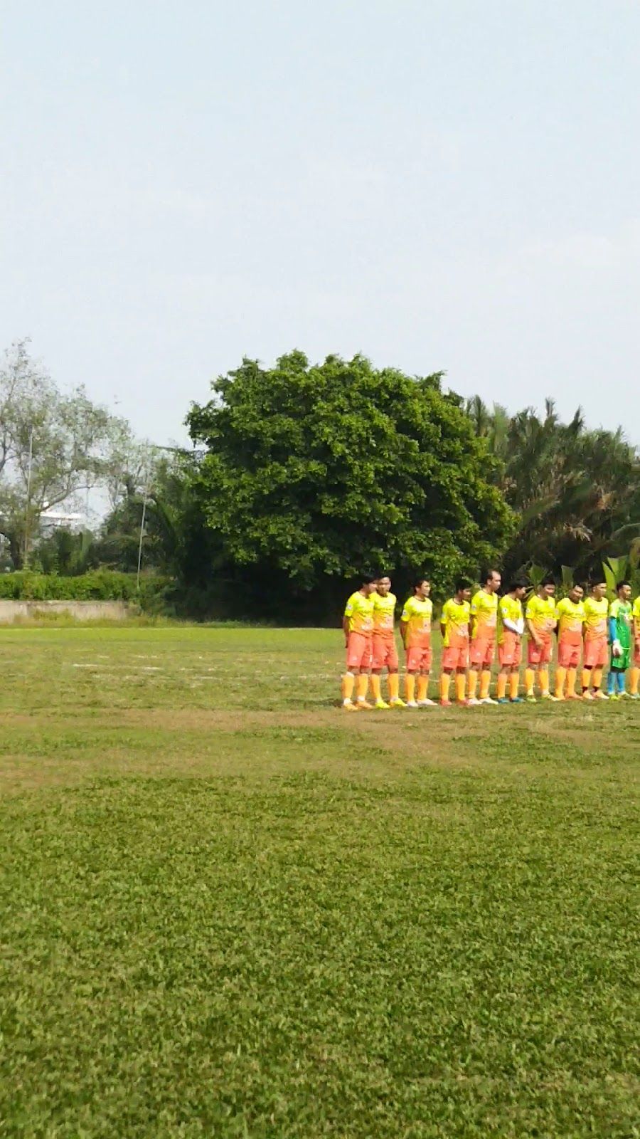 Sân bóng đá Minh Nhật Cỏ Tự nhiên 1