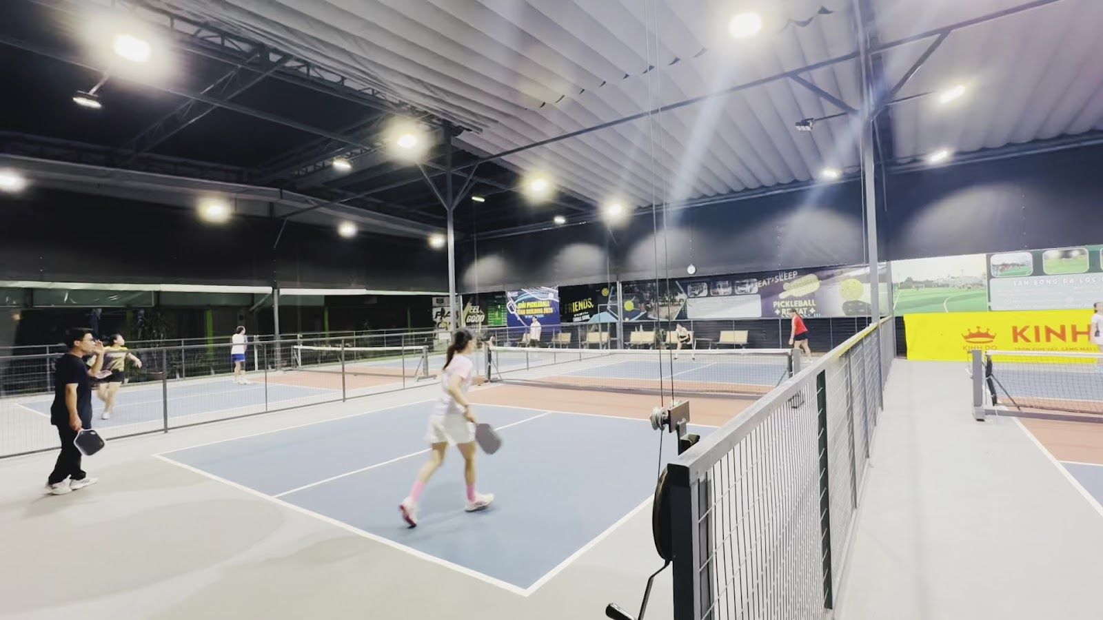 Sân Pickleball Cá Sấu Hoa cà 7