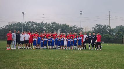 TRUNG TÂM BÓNG ĐÁ NGỌC HÙNG CƠ SỞ - SÓC SƠN