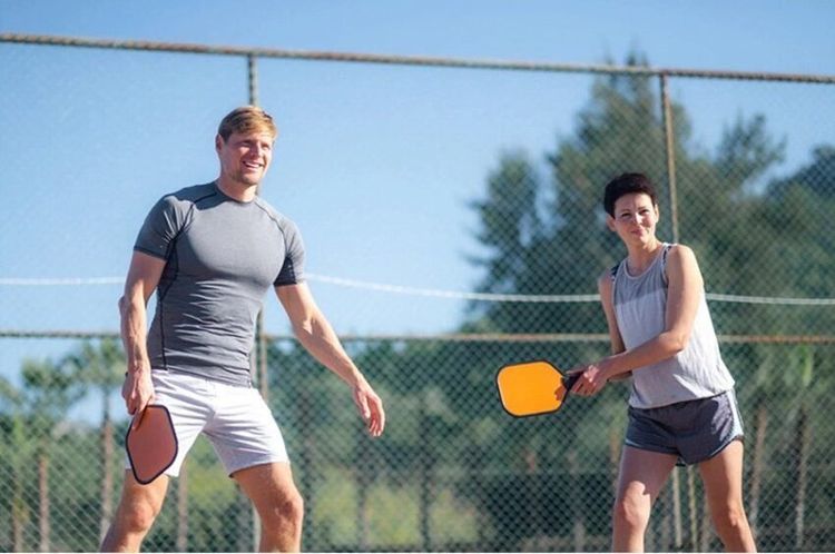 Chơi Pickleball Có Đốt Calo Không? Bí Quyết Giảm Cân Thần Tốc Năm 2026