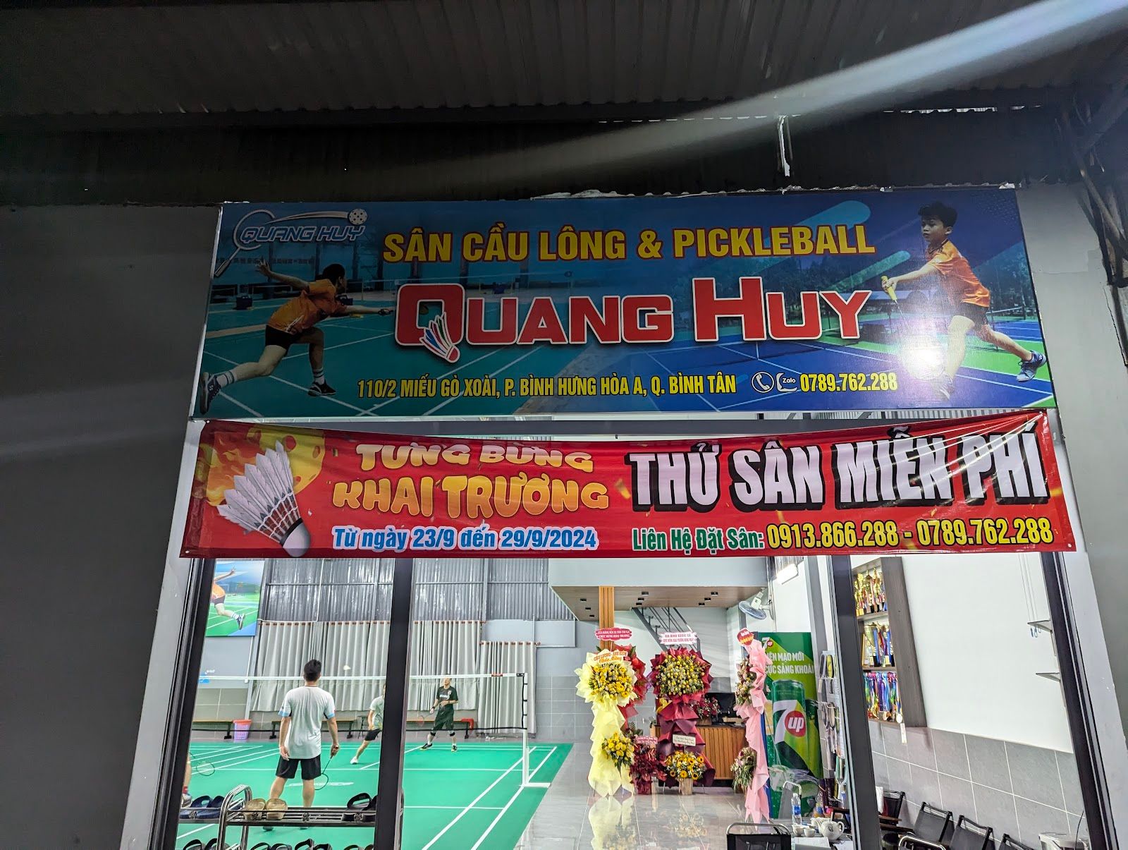 Sân Cầu Lông Quang Huy 9