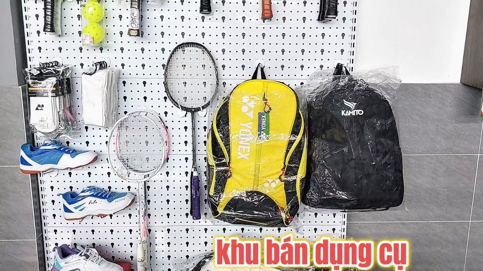 Sân Cầu Lông Quang Huy 1