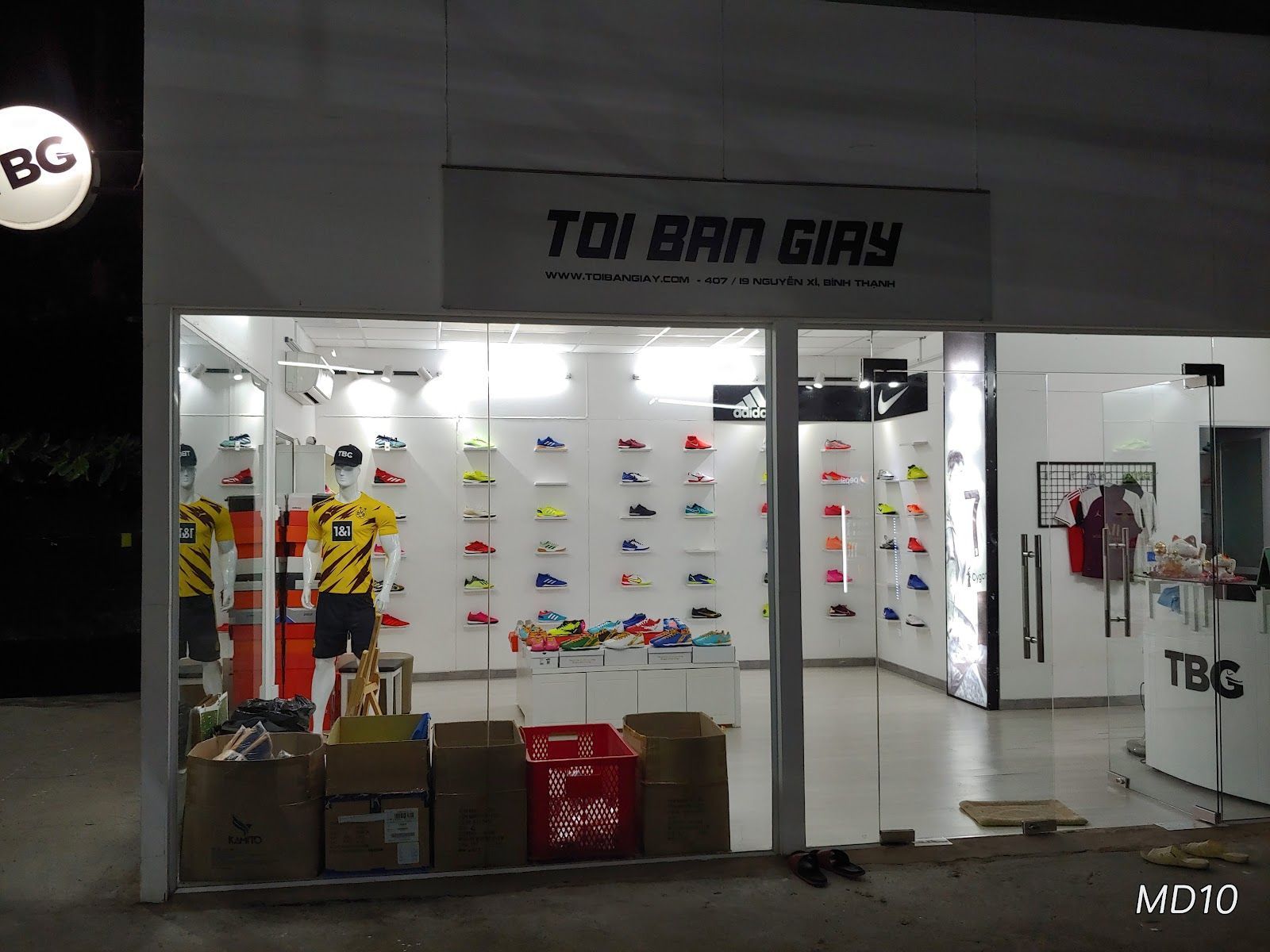 TBG Arena - Sân Bóng Đá Cỏ Nhân Tạo 5 & 7 Người 8